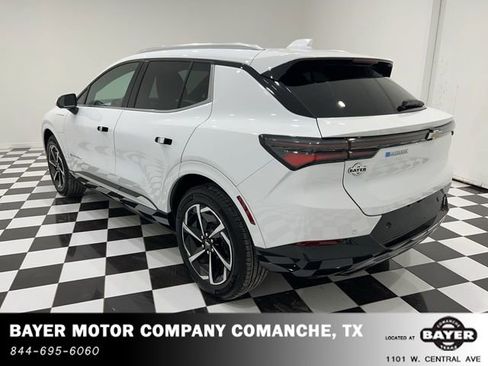 New 2024 Chevrolet Equinox EV LT image 3