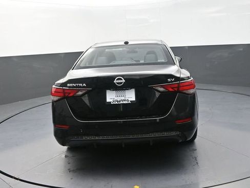 Used 2024 Nissan Sentra SV FWD image 8