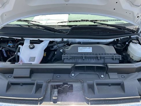 New 2025 GMC Savana 3500 w/ Power Convenience Package RWD image 28