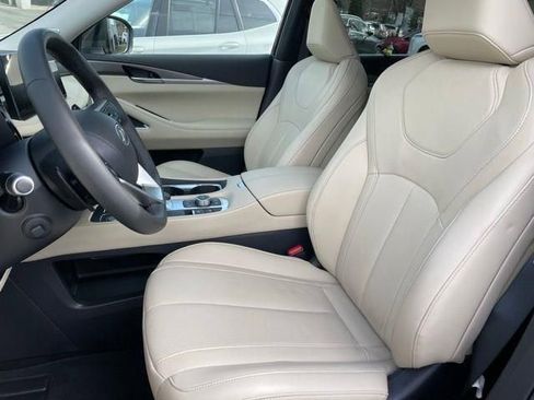 Used 2023 INFINITI QX60 Luxe w/ Cargo Package AWD/4WD image 7