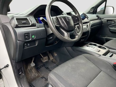 Used 2021 Honda Passport Sport image 9