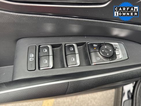 Used 2024 Kia Sorento S AWD/4WD image 8