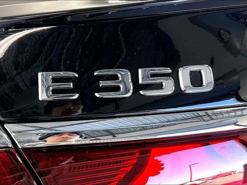New 2026 Mercedes-Benz E 350 4MATIC Sedan image 15