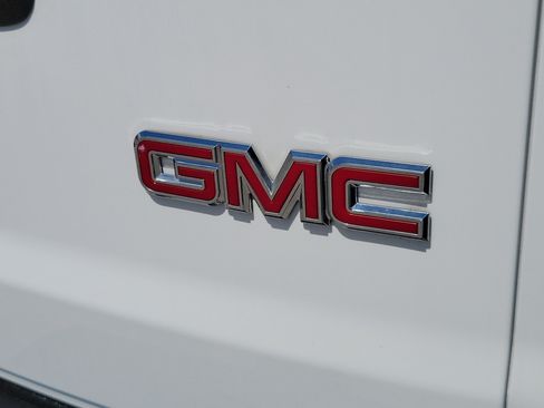 Used 2024 GMC Savana 2500 w/ Driver Convenience Package RWD image 10