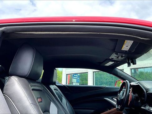 Used 2017 Chevrolet Camaro SS RWD image 19