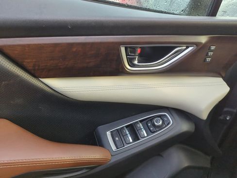 Used 2020 Subaru Ascent Touring image 8