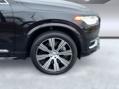 Certified 2024 Volvo XC90 T8 Ultimate w/ Protection Package Premier image 12