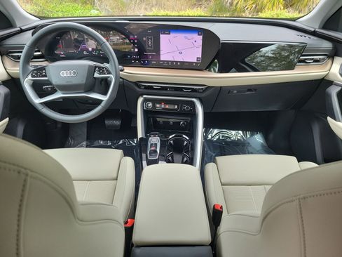 Used 2025 Audi Q5 Premium Plus w/ Premium Plus image 12