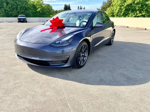 Used 2021 Tesla Model 3 Long Range AWD/4WD image 5