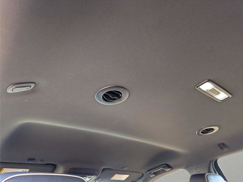 Used 2024 Chevrolet Tahoe Premier image 14