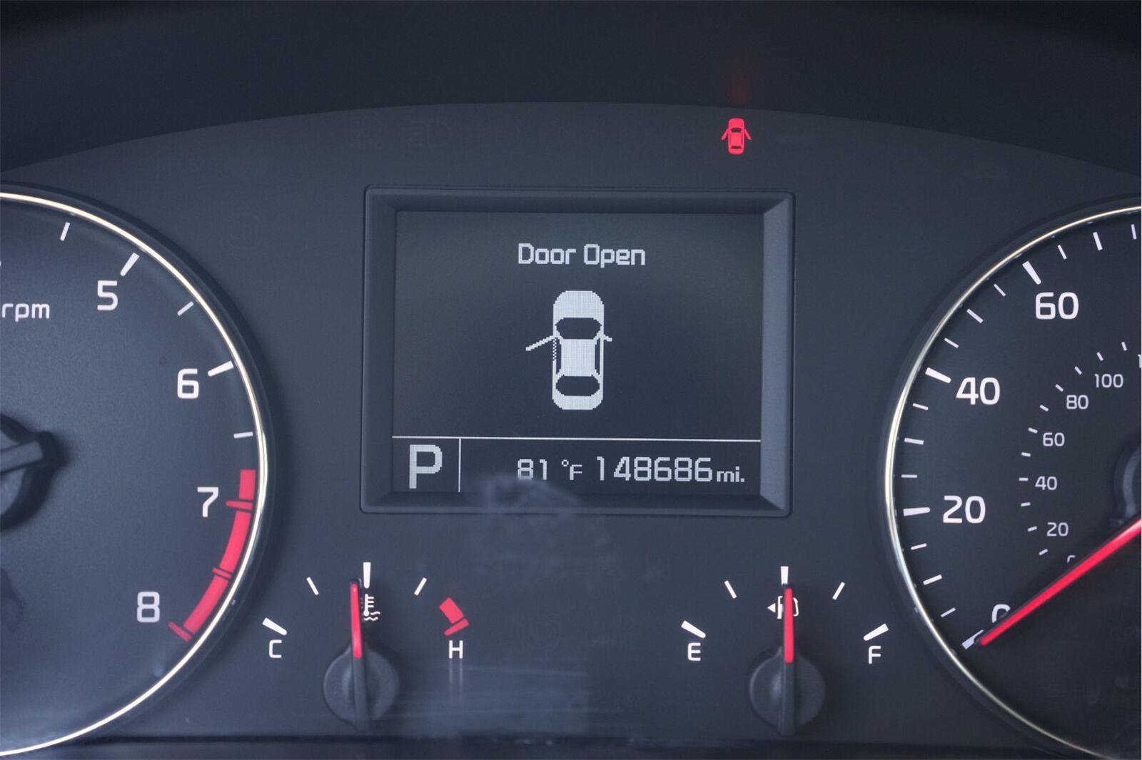 Used 2015 Kia Cadenza Premium FWD image 25