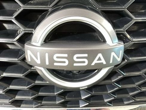 Used 2024 Nissan Murano SV AWD/4WD image 9