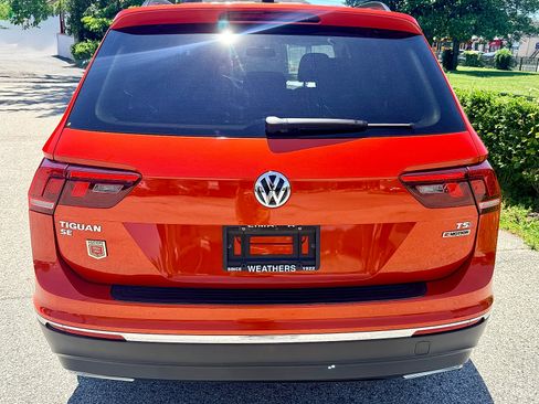 Used 2018 Volkswagen Tiguan SE AWD/4WD image 5