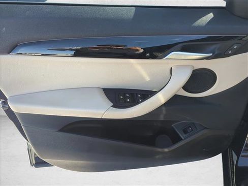 Used 2022 BMW X2 sDrive28i w/ Convenience Package image 7