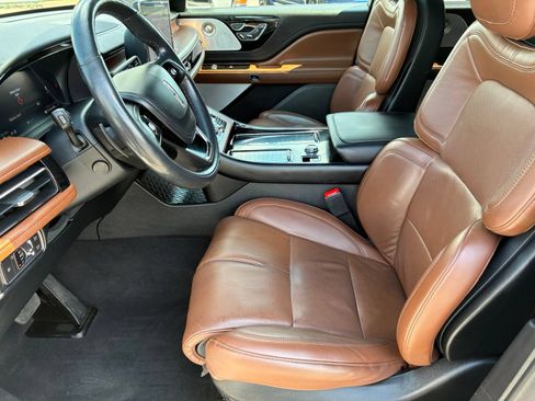 Used 2021 Lincoln Aviator Reserve w/ Equipment Group 201A RWD image 12