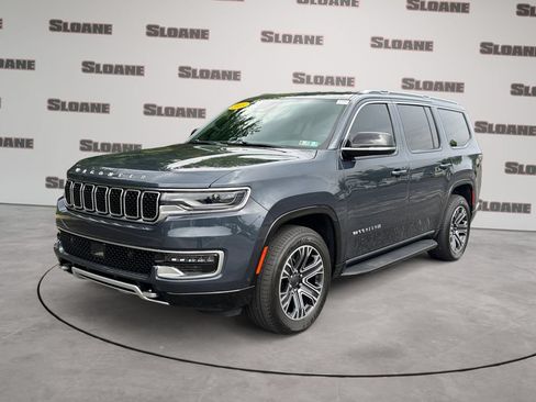 Used 2023 Jeep Wagoneer Series II w/ HD Trailer Tow Package AWD/4WD image 1