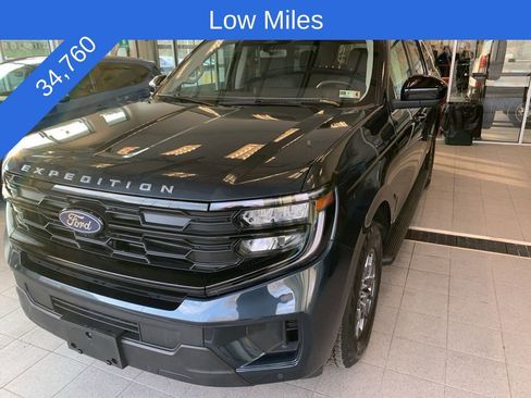 Used 2025 Ford Expedition Max Active image 2