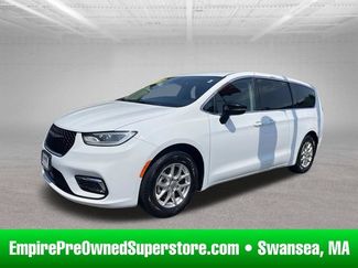 Used 2024 Chrysler Pacifica Touring-L FWD 360° Tour