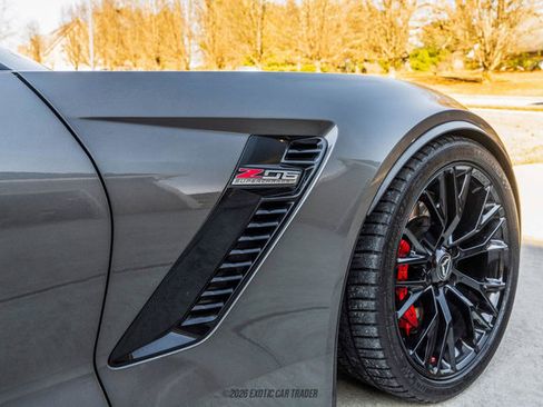 Used 2016 Chevrolet Corvette Z06 w/ 3LZ Preferred Equipment Group image 93