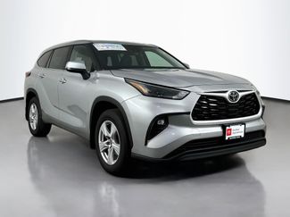 Certified 2024 Toyota Highlander LE AWD/4WD video 1