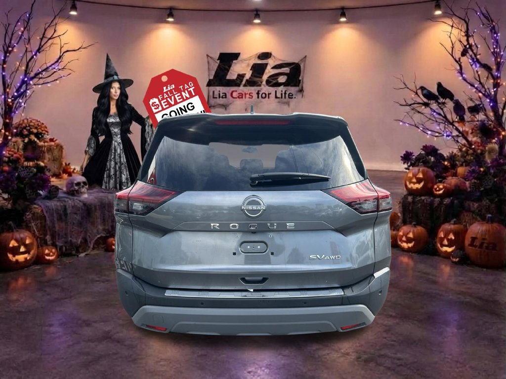 Used 2023 Nissan Rogue SV AWD/4WD image 7