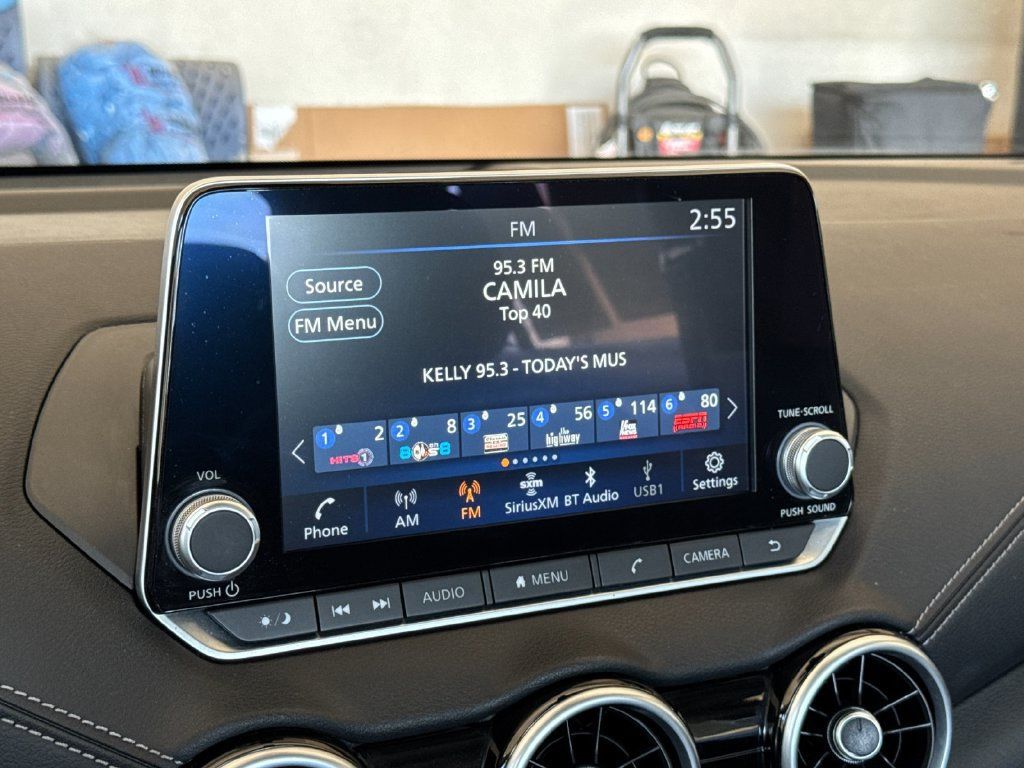 Used 2024 Nissan Sentra SV FWD image 16