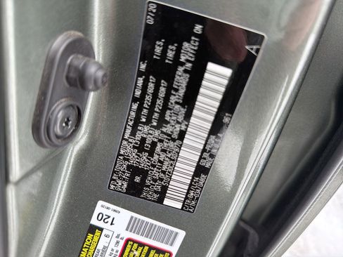 Used 2020 Toyota Sienna XLE w/ XLE Navigation Package image 13