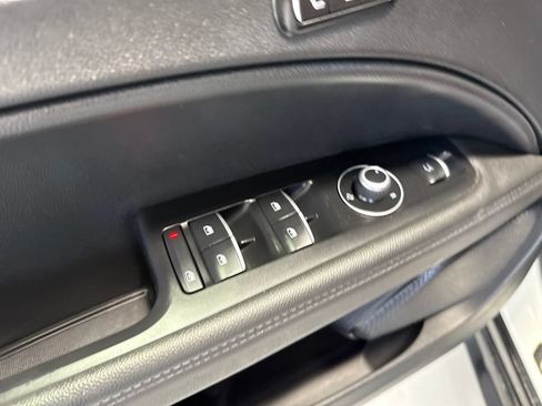 Used 2024 Alfa Romeo Stelvio Veloce AWD/4WD image 21