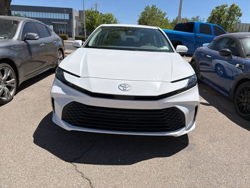 Used 2025 Toyota Camry LE FWD image 2