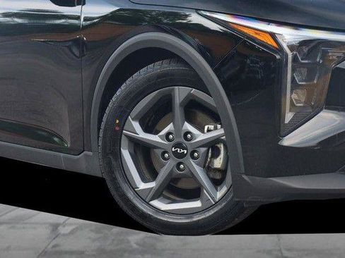 Used 2025 Kia K4 FWD image 3
