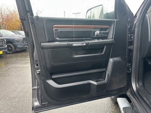 Used 2016 RAM 1500 Laramie w/ Convenience Group image 21