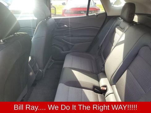 Used 2024 Chevrolet Trax LT image 9