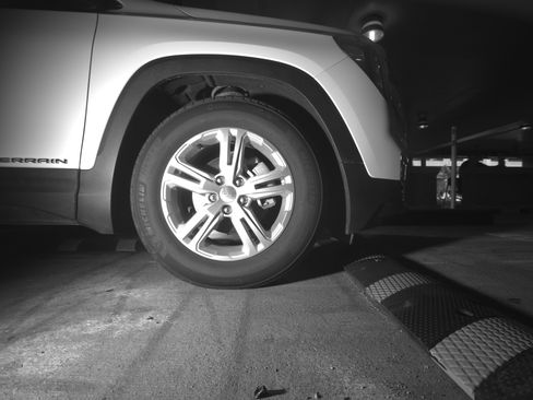 Used 2024 GMC Terrain SLE image 13