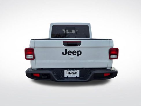 New 2026 Jeep Gladiator Sport AWD/4WD image 5