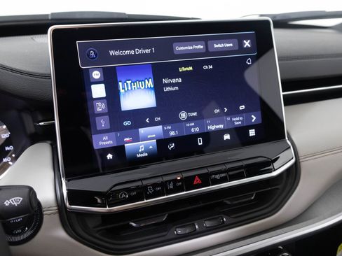 New 2026 Jeep Compass Limited image 21