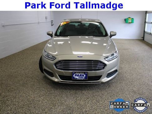 Used 2015 Ford Fusion S image 9