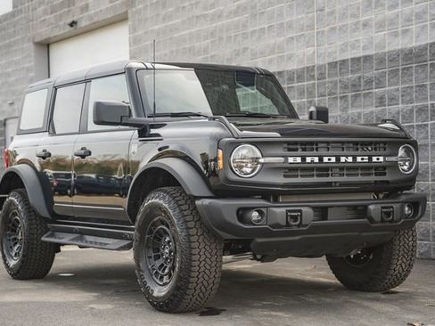 New 2026 Ford Bronco Big Bend w/ Black Diamond Package AWD/4WD image 2