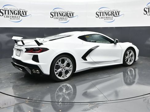 Used 2020 Chevrolet Corvette Stingray Coupe w/ 1LT RWD image 7