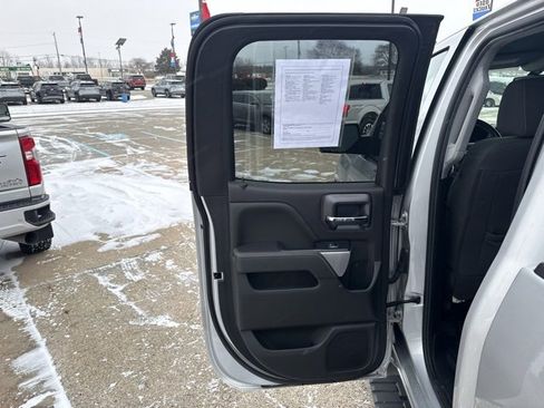 Used 2019 Chevrolet Silverado 1500 LT w/ All Star Edition image 14