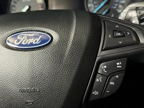 Used 2018 Ford Edge SE FWD image 30