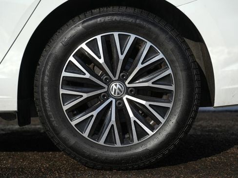 Used 2021 Volkswagen Jetta S w/ Driver Assistance Package image 12