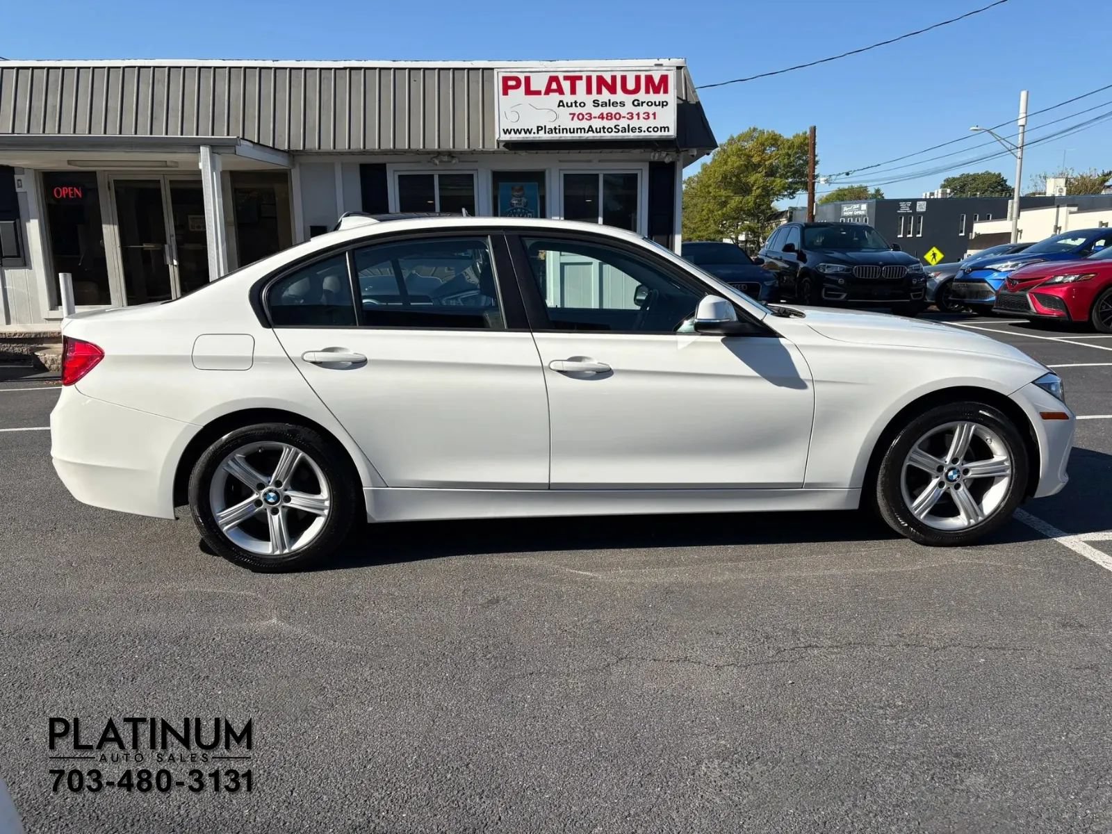 Used 2015 BMW 320i xDrive Sedan AWD/4WD image 2