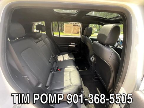 Used 2022 Mercedes-Benz GLB 250 4MATIC image 13