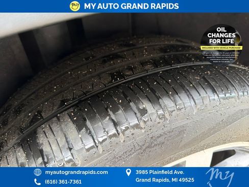 Used 2022 Volkswagen Atlas Cross Sport SEL Premium R-Line AWD/4WD image 34