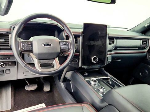 Used 2023 Ford Expedition Max Limited image 13