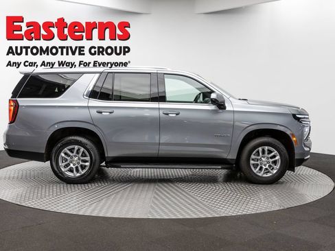 Used 2025 Chevrolet Tahoe LT AWD/4WD image 4