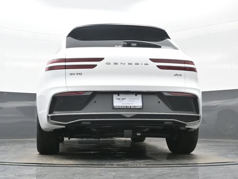 New 2026 Genesis GV70 2.5T Select image 16