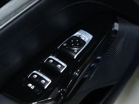 Used 2025 Kia K5 EX image 17