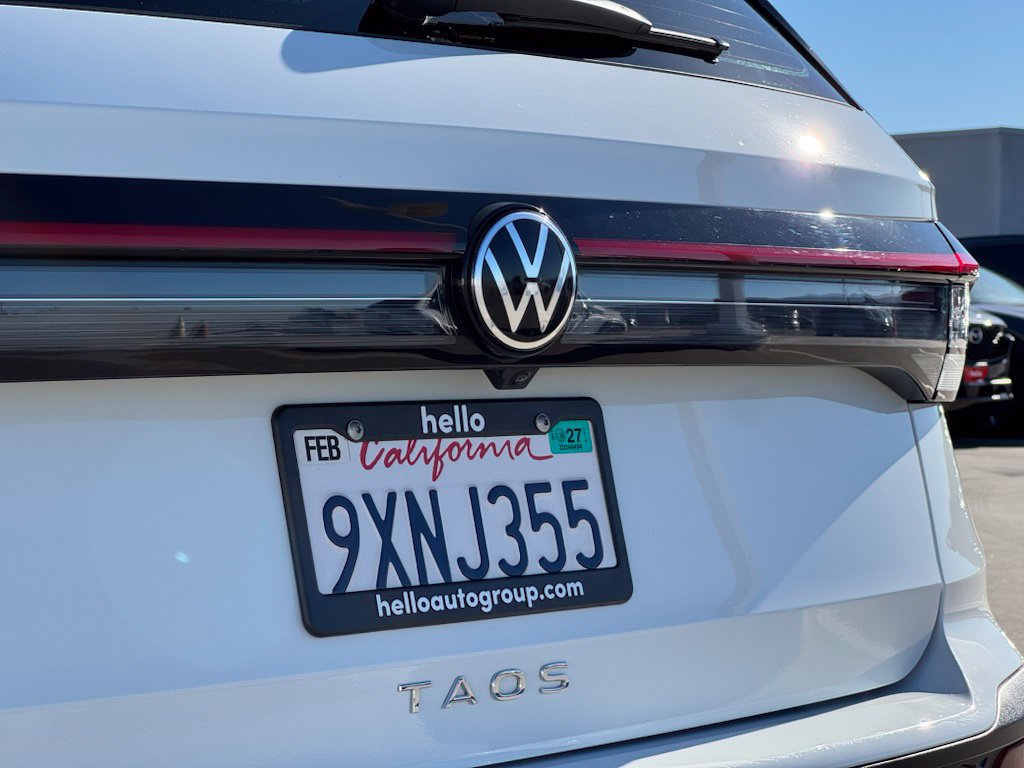 Used 2025 Volkswagen Taos S FWD image 22