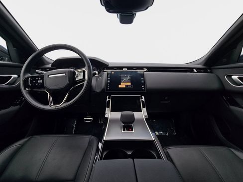 Certified 2025 Land Rover Range Rover Velar Dynamic SE AWD/4WD image 9